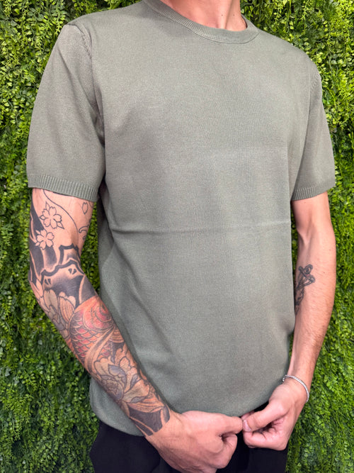Maglia in filo verde