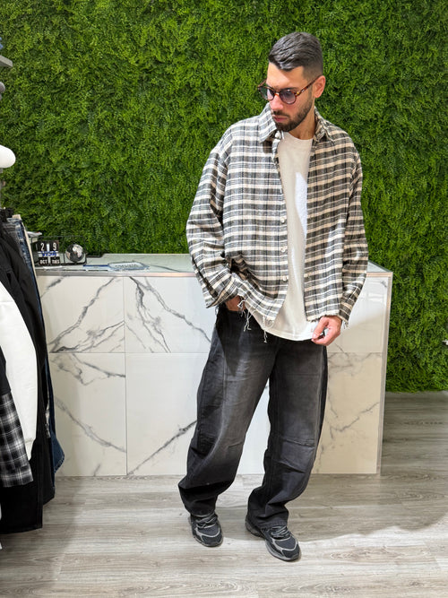 Camicione in flanella sfrangiato oversize nero